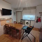 Emma Equipe Et Refait A Neuf Dans 3 Etoiles * Бес-э-Сент-Анастез