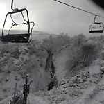 Emma Equipe Et Refait A Neuf Dans 3 Etoiles