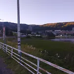 Emma Equipe Et Refait A Neuf Dans 3 Etoiles *