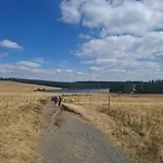 Emma Equipe Et Refait A Neuf Dans 3 Etoiles *