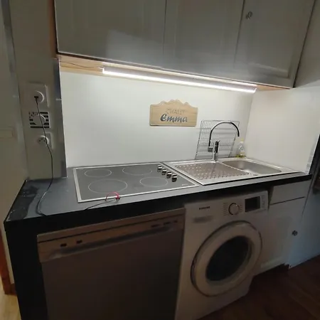 Emma Equipe Et Refait A Neuf Dans 3 Etoiles Apartmán *