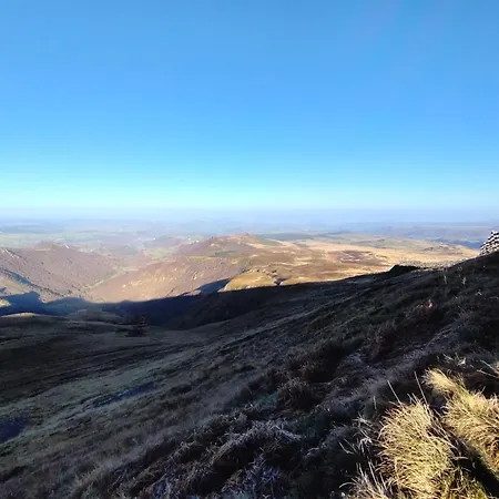 Emma Equipe Et Refait A Neuf Dans 3 Etoiles Apartmán