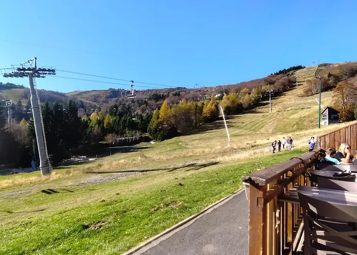 Appartement Emma équipé Et Refait A Neuf Dans Résidence 3 étoiles Besse-et-Saint-Anastaise