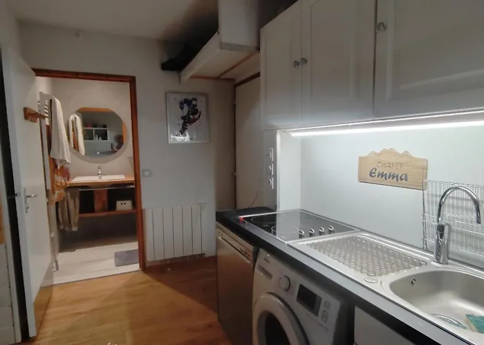 Appartement Emma équipé Et Refait A Neuf Dans Résidence 3 étoiles Besse-et-Saint-Anastaise