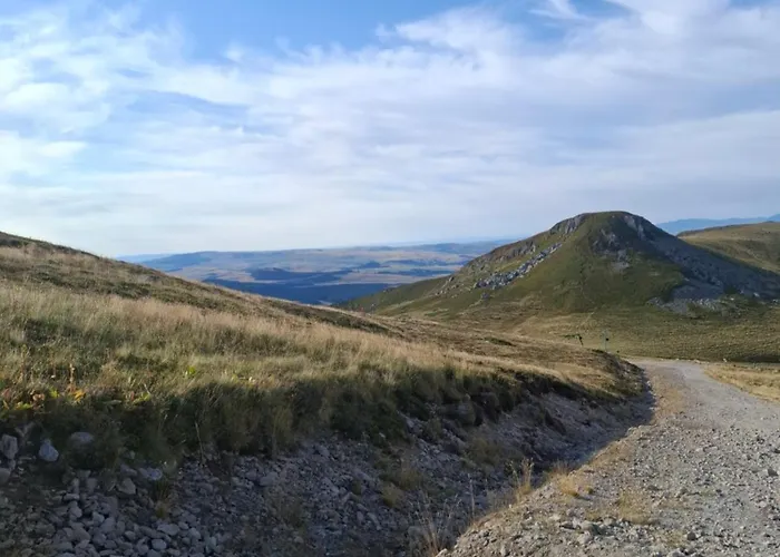 Emma équipé Et Refait A Neuf Dans Résidence 3 étoiles * Besse-et-Saint-Anastaise
