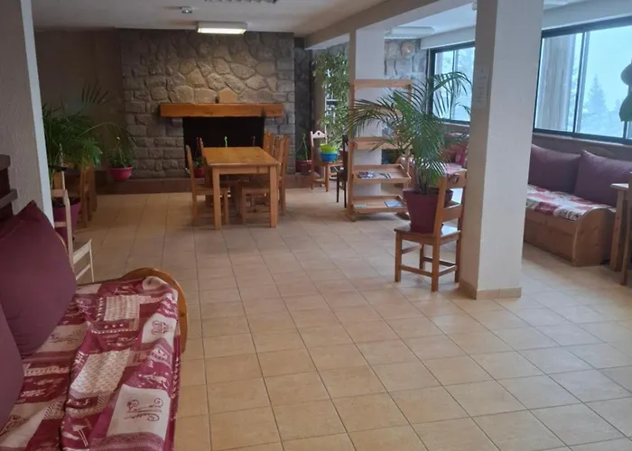 Emma équipé Et Refait A Neuf Dans Résidence 3 étoiles *